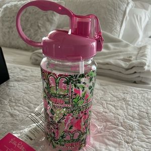NWT Lilly Pulitzer Water Bottle